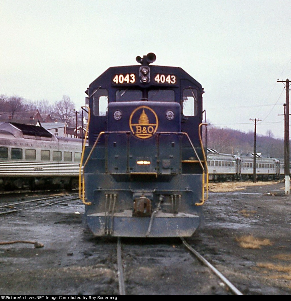 B&O GP40 at Brunswick, MD